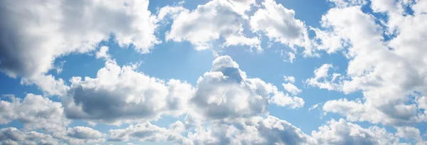 空の雲のパノラマ — ストック写真