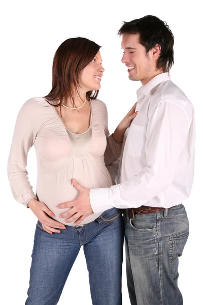 Casal grávida abraçar — Fotografia de Stock