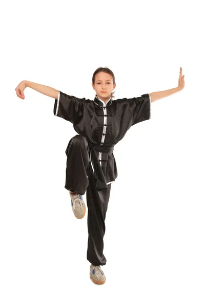 Posição da menina Wushu — Fotografia de Stock