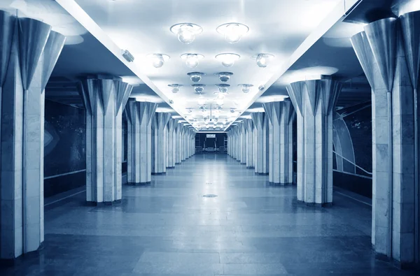 Leere U-Bahn-Station — Stockfoto
