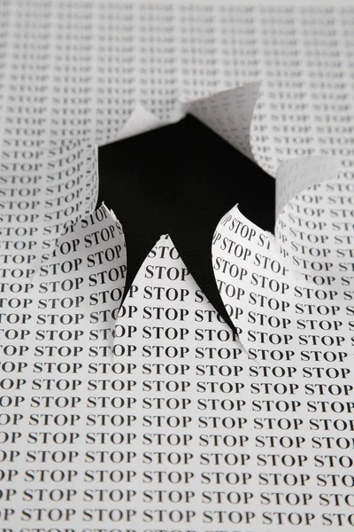 Yaprak kağıt baskı kelime stop ve bla karşı kesme delik — Stok fotoğraf