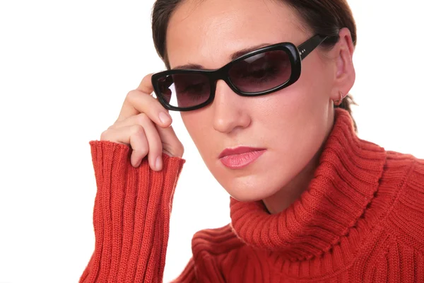 Kara gözlüklü genç kadın — Stok fotoğraf