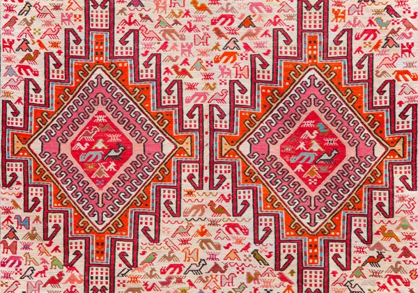Carpet with animalistic ornament — Stock Photo, Image