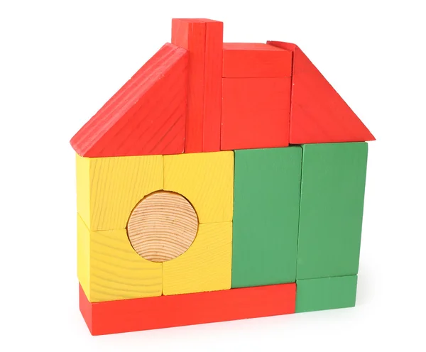 Casa de cubos de madeira de brinquedo — Fotografia de Stock