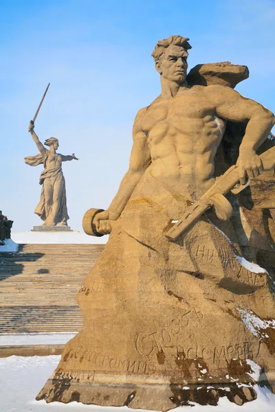 Monument voor Russische soldaten in volgograd — Stockfoto