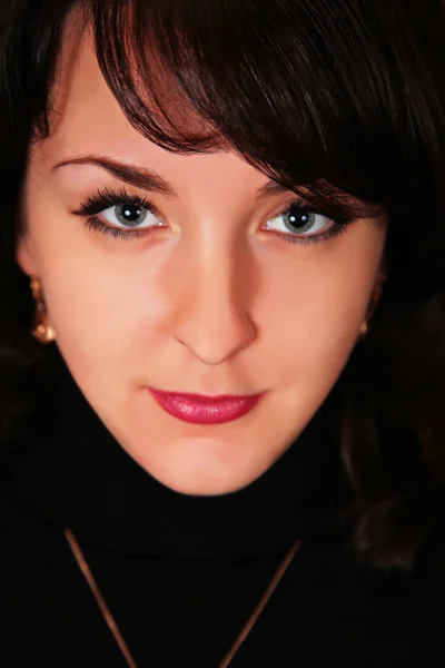 Portret atrakcyjny brunetka — Zdjęcie stockowe