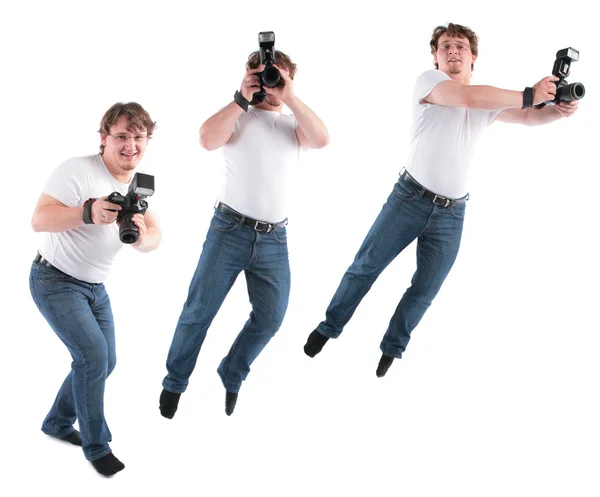 Jonge man gaat met camera — Stockfoto