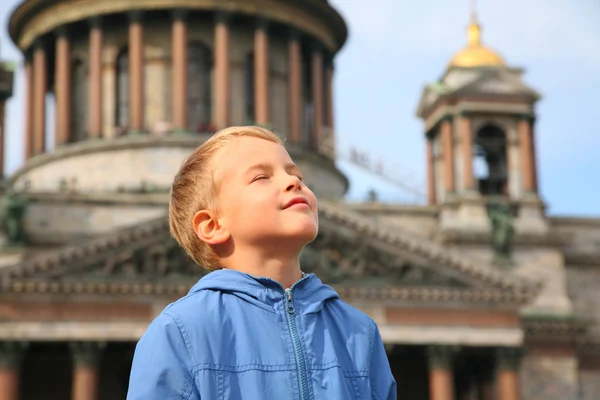 在圣彼得堡的男孩 — 图库照片