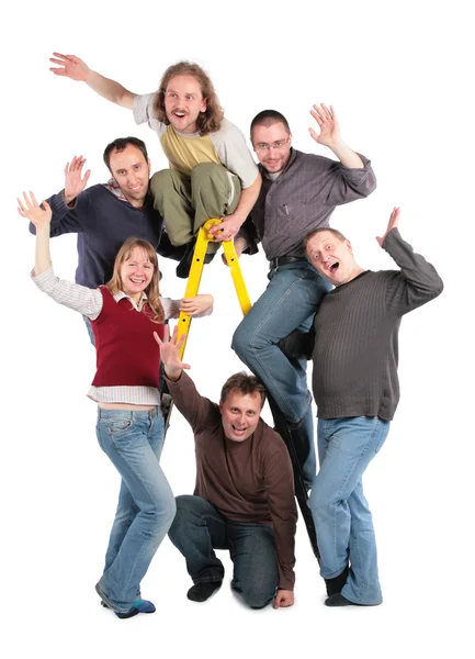 Grupo de amigos em escada de mão — Fotografia de Stock