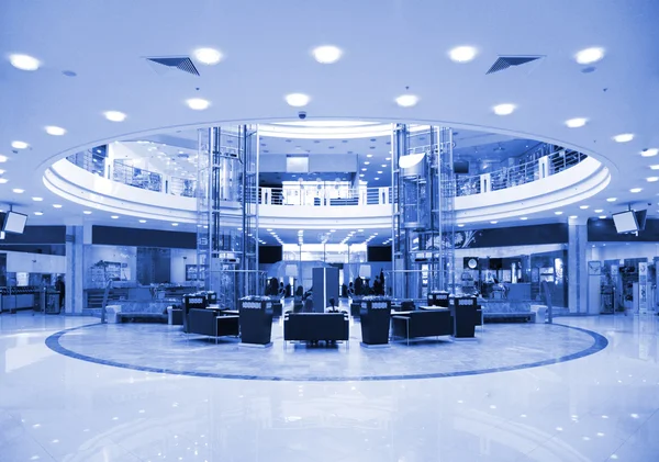 Round hall in shopping center — Stock Photo, Image