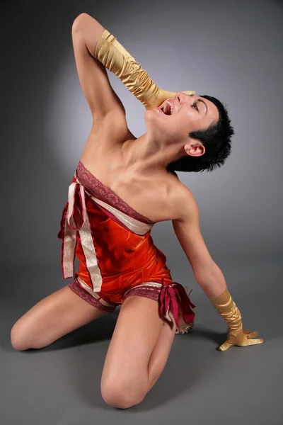 Tančící žena v extázi — Stock fotografie