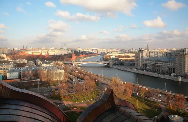 Moskova nehri üstünden görüntüleyin — Stok fotoğraf