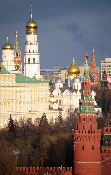 View of Moscow Kremlin and belfry of Ivan the Great — Stock Photo, Image