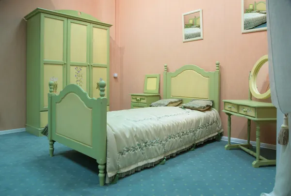 Ouderwetse stijl slaapkamer — Stockfoto