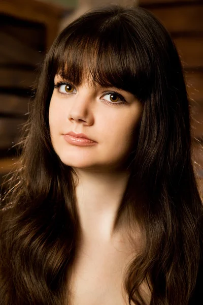 Beautiful young woman brunette woman — Stock Photo, Image