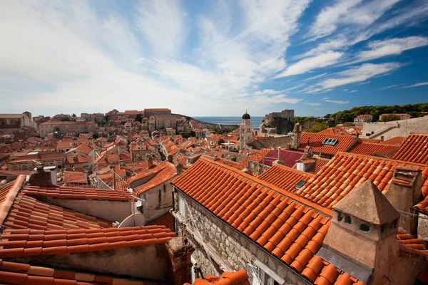 Dubrovnik casco antiguo techos rojos — Foto de Stock