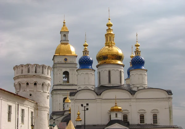 Bela catedral ortodoxa em Tobolsk, Rússia — Fotografia de Stock