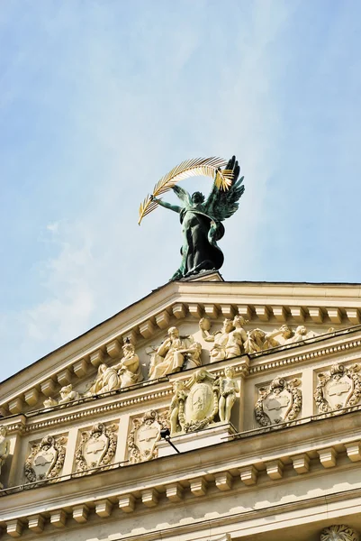 Opera Theater in Lviv — Stockfoto