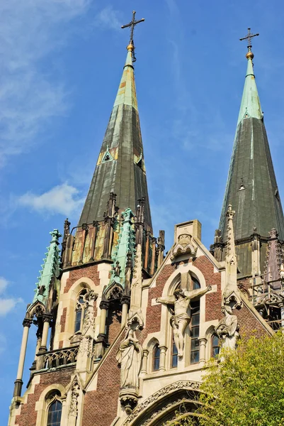 Velha catedral em Lviv — Fotografia de Stock