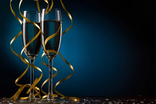 Un par de copas de champán —  Fotos de Stock
