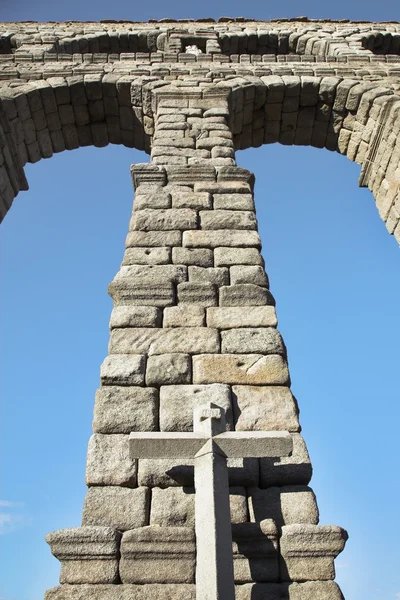 Aqueduto em Segovia espanhola — Fotografia de Stock