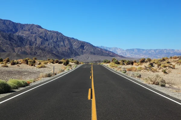 stock image The road in the California desert