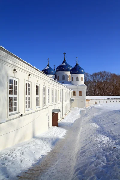 古代的东正教修道院的塔 — 图库照片