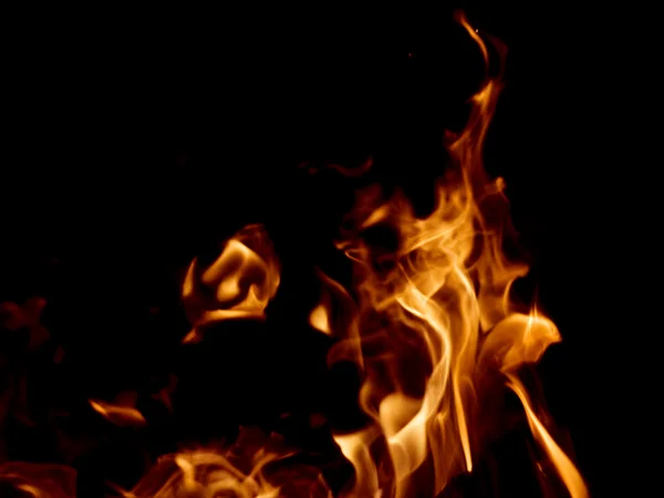 Siyah üzerine ateş — Stok fotoğraf