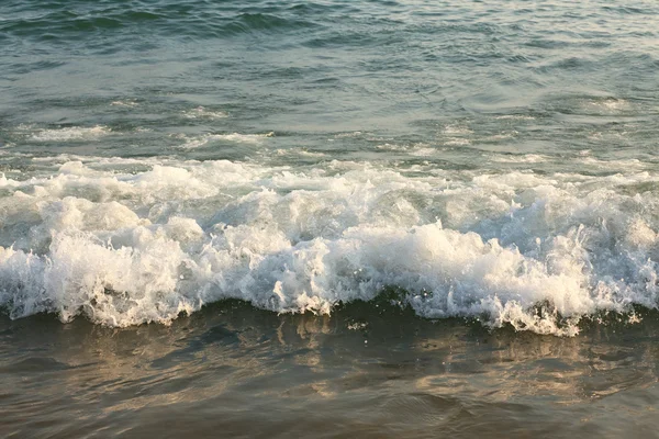 Zee surf. Middellandse Zee. Turkije. — Stockfoto