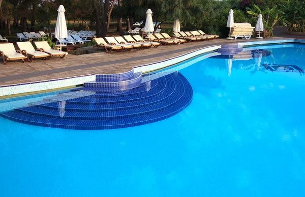 Swimming pool of Sueno Hotels Beach Side 5* — Zdjęcie stockowe