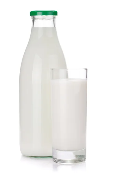 Botella de leche y vidrio — Foto de Stock