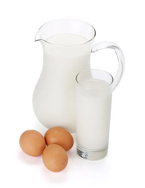 Láhev mléka, sklo a vejce — Stock fotografie