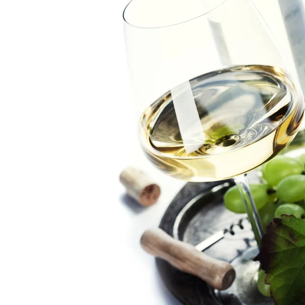 Glas wijn en druiven — Stockfoto