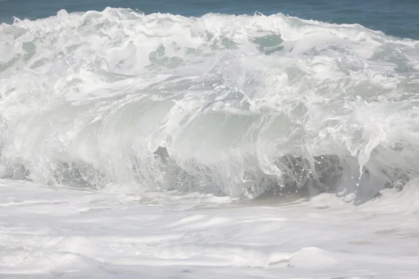 Szumie fal oceanu — Zdjęcie stockowe