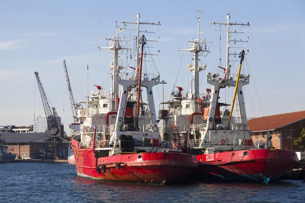 ticari Selanik port tarafına