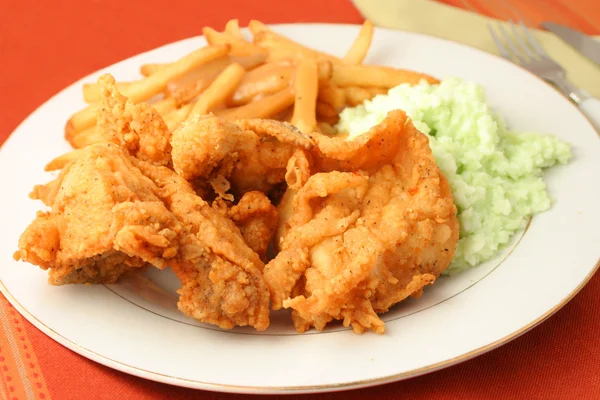 Stekt kyckling middag — Stockfoto