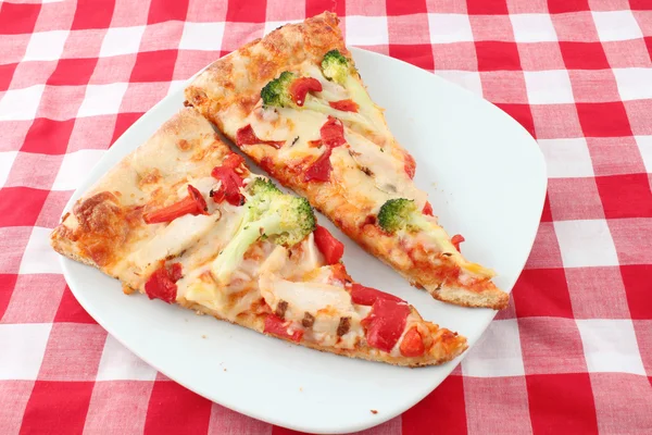 Twee sneden pizza — Stockfoto