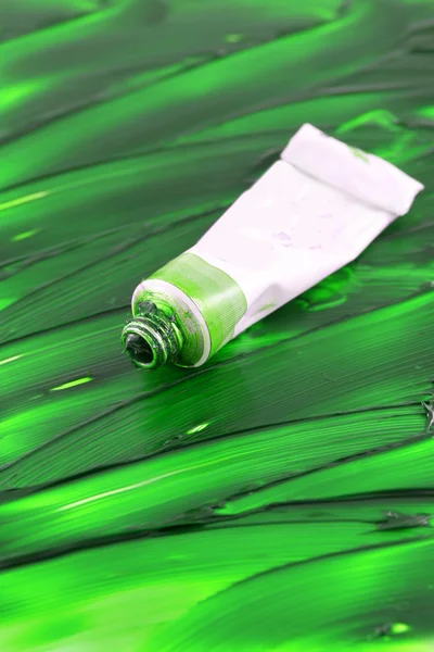 Artist's colorful green paint — Stock Photo, Image