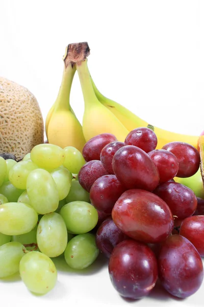 Свежие красочные фрукты — стоковое фото