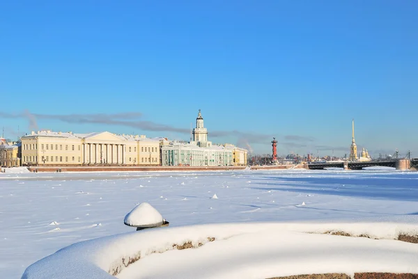 Снежный Санкт-Петербург — стоковое фото