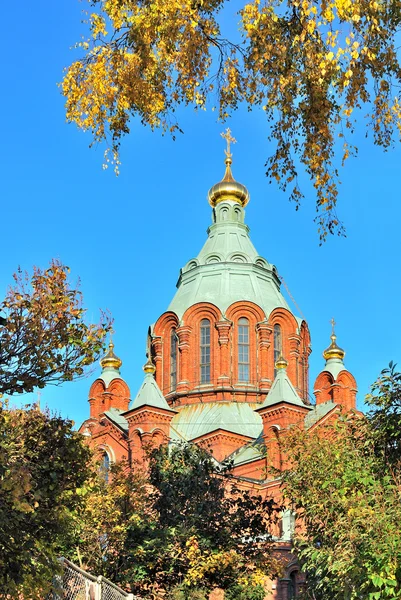 Helsinki. Cathédrale de l'Assomption en automne — Photo