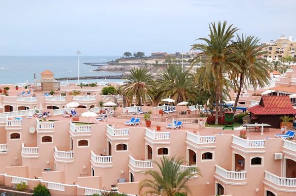 Binada lüks otel, ada tenerife, İspanya görüntülemek — Stok fotoğraf