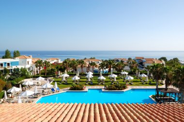 Yüzme Havuzu ve çatı modern lüks otel, crete, Yunanistan