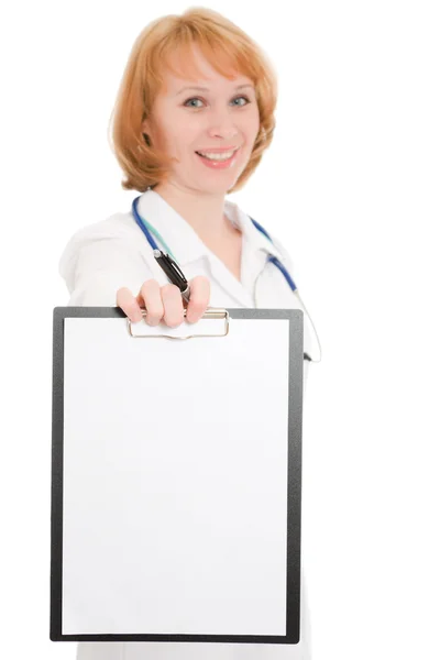Doutor com área de transferência em um fundo branco . — Fotografia de Stock