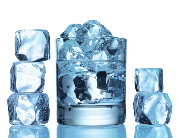 Композиція з кубиками льоду — стокове фото