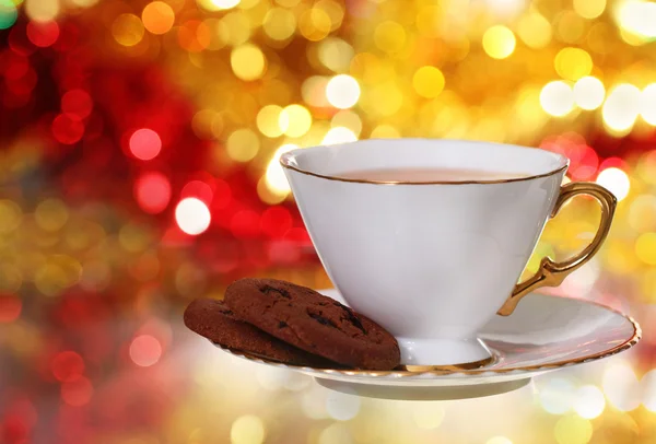 Galletas y té en el fondo de Navidad — Foto de Stock