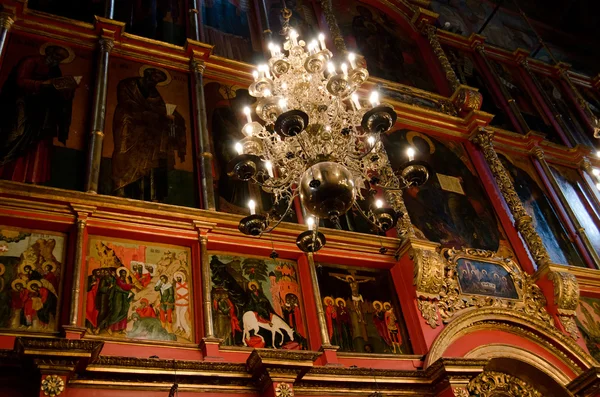Интерьер Русской православной церкви — стоковое фото