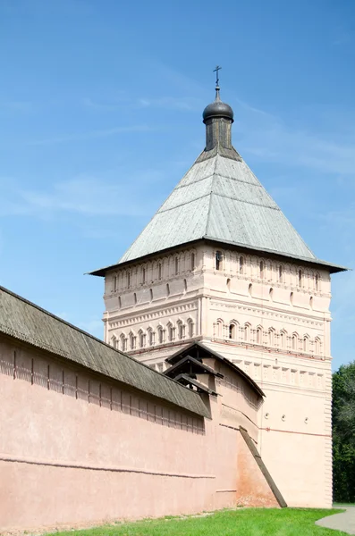 Gammel kirke i Suzdal. En guldring af Rusland - Stock-foto