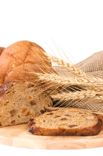 Pane fresco con spiga di grano — Foto Stock