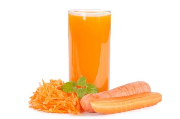 Verre avec jus de carotte — Photo